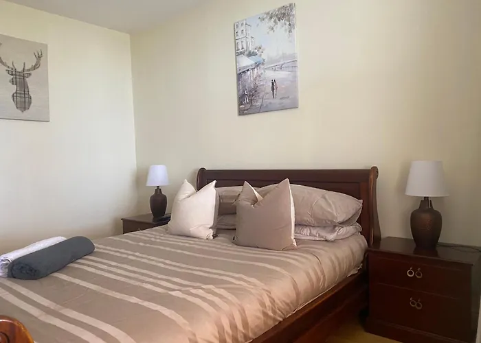 Nitb Certified Super 3 Bed 2 Bath Duplex Apartment